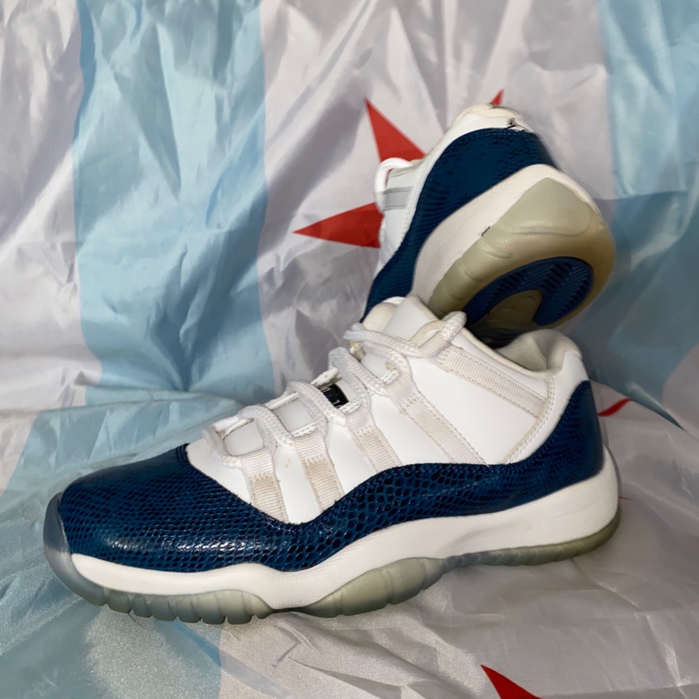 Jordan 11’s Low